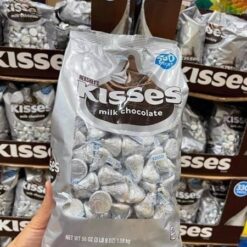 Kẹo Chocolate Sữa Hershey’s Kisses 330 Viên 1.58kg Mỹ