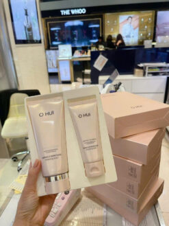 Set sữa rửa mặt OHUI Miracle Moisture Cleansing Foam Special 200ml+100ml