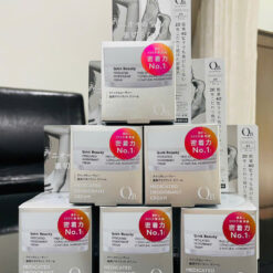 Kem khử mùi ngăn mồ hôi Quick Beauty Medicated Deodorant Cream 30g Nhật Bản